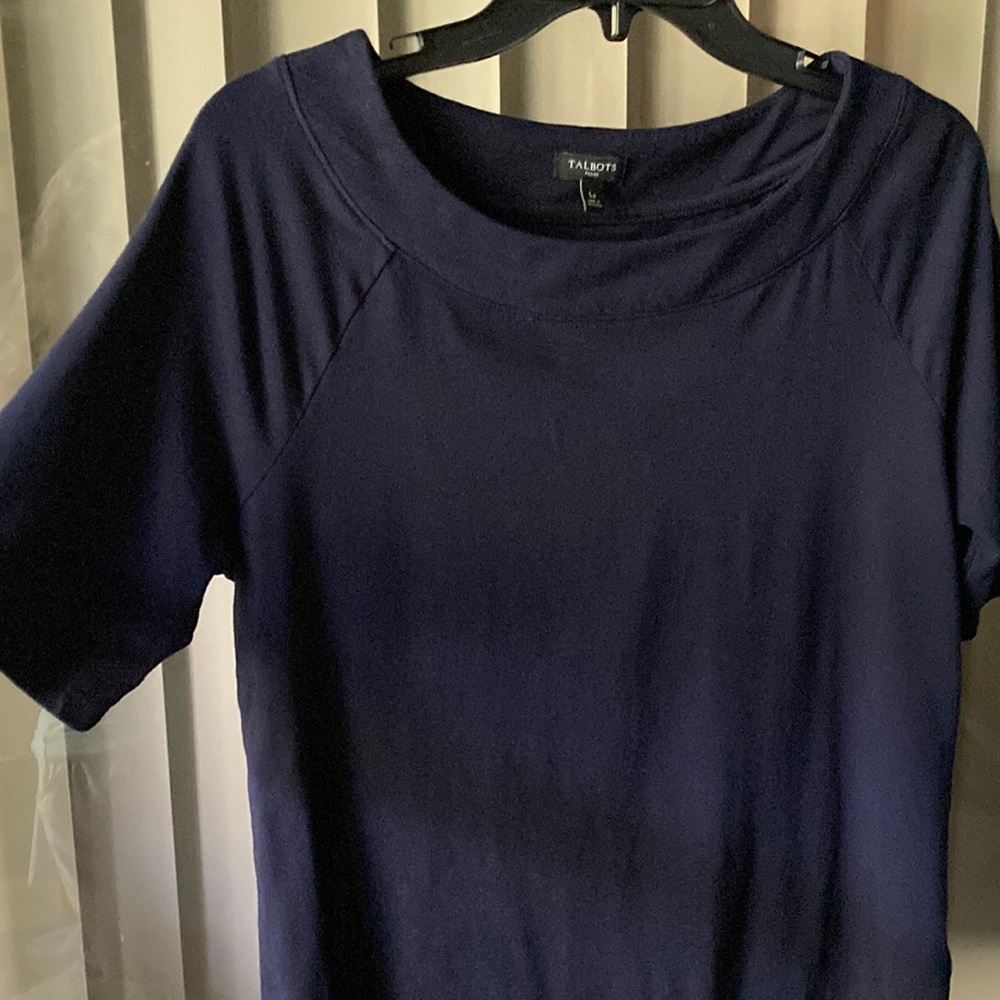 Boat Neck Short Sleeve Top Size Large LIKE NEW CONDITION